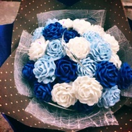 Paper flower bouquet March 8