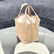 ❣️S級 98成新 Hermes Picotin18大象灰銀扣tc牛皮菜籃子/水桶包 D刻