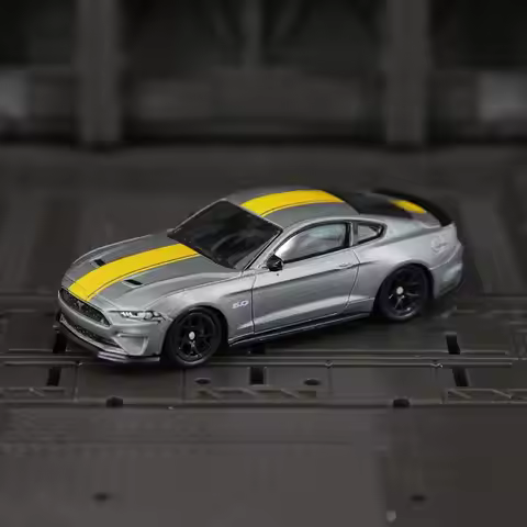 CCA 1:64 simulation Ford Mustang 2018 GT alloy car model ornaments rich details, fine workmanship, a