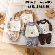 HK KIDS baby woolen clothes set, Guangzhou autumn and winter woolen set made of soft, smooth and stu