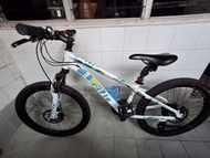 TRINX 白色兒童單車