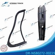 NISSAN CW520/GE13/CD45 TRIANGLE GLASS RUBBER LH RH