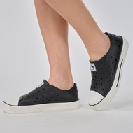 moz瑞典駝鹿 雙色洞洞餅乾水鞋 (奶蓋萬年黑) 防潑水-附鞋扣