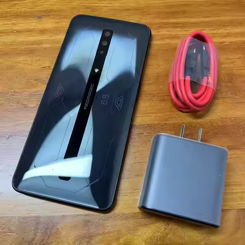 Nubia Red Magic 6 / 6s / 6spro old phone , gaming phone case, 95-98% new shell condition, comes with