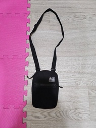 正品Adidas防水造型斜側背包(長度可調整)。任選兩件免運費#24母親節
