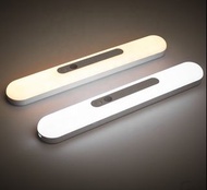30 厘米 USB 充電動態傳感無線 LED 夜燈  30cm USB Rechargeable Motion Sensor Wireless LED Night Light