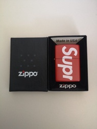 Supreme Zippo 打火機