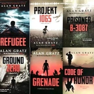 ALAN GRATZ Iron-Blooded Teenager Historical Novels 8 A5 Physical Books