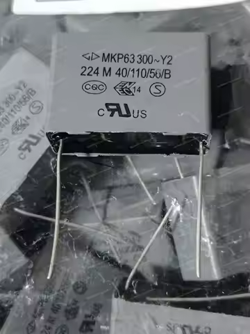 5PCS MKP63 300V Y2 224M 474M 474K 684K 0.22UF 0.47UF 0.68UF P=27mm Film Capacitor