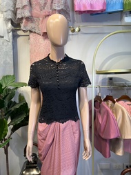 Carisa เสื้อลูกไม้อย่างดี เสื้อแขนสั้นสีพื้น รุ่นนี้เป็นผ้าลูกไม้เนื้อนิ่ม ละมุนสบายผิว งานตัดเย็บเท