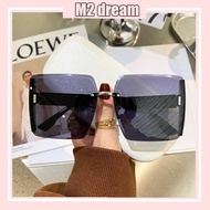 【READY STOCK】2024 New Large-Frame Sunglasses Square Retro Sunglasses Personalized Rimless Glasses UV