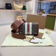 Burberry TB 字母老花風琴斜背包 掀蓋