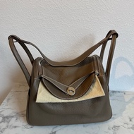 Hermes大象灰銀釦lindy30  價超甜😍