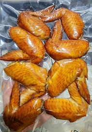 ปีกไก่รมควันสูตรออริจินอลอร่อยมากสูตรต้นตำรับรมควันหอมสุดๆ. อร่อยสุดๆ อร่อยจนหยุดกินไม่ได้