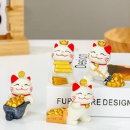 Mô hình mèo trắng đào vàng trang trí bàn học bàn làm việc tủ sách taplo ô tô