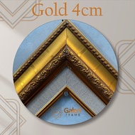 Custom photo frame measuring 100x70 cm without glass