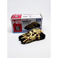 BATMOBILE-CAMOUFLAGE-TAKARATOMY
