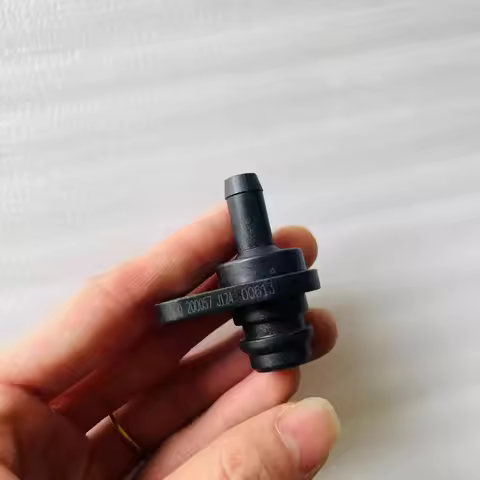 Valve cover check valve PCV valve for DONGFENG S30 H30 A30 AX3 AX4 AX5 A60