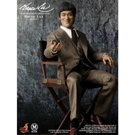 Hot Toys Bruce Lee In Suit 1/6 Scale Figure