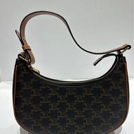 Celine老花凱旋門Ava 尺寸23*14，輕微使用，無瑕疵 單品