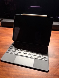 [99%新] iPad Air 11吋 (M2) 128GB 太空灰 | 連 Apple Pencil Pro 及 Magic Keyboard 豪華全套