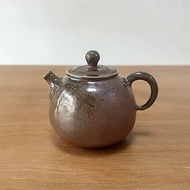 墨綠朱紅 柴燒陶手捏茶壺