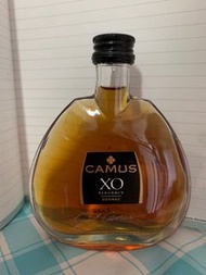 Camus XO