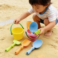 Soft Rubber Beach Bucket with Sand Scoop Outdoor Sand Play Toys for Kids