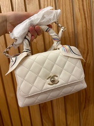 未使用品Chanel Classic Coco Handle Mini size 🩷白雪牛皮