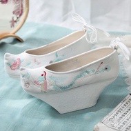 Ancient Qing Dynasty Opera Shoes with Flower Pot Soles - Perfect for Traditional Costumes