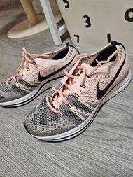 Nike Flyknit Trainer