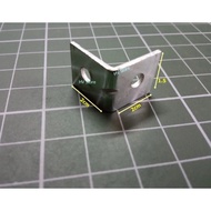 Set of 10/20/50 2 x 2 cm square corner pads to fix table tops, cabinet corners, shelves...