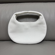 Aeta 日本鹿皮白色月牙包手拿包