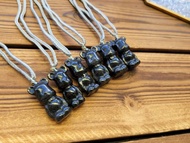 【親翠】天然翡翠 打不透烏雞種潮黑領結紳士熊調整式繩鏈