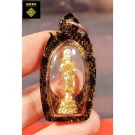 泰国佛牌 “ 西瓦利尊者 ”⚠️这是一尊完美精致的 “西瓦利尊者” 拥有者丰衣足食，好运连连 ✨✨✨⚠️㊙️ “ 西瓦利尊者 ”在泰国更是招财佛之一，其形态是以托著钵、持宝扇、伞及杖的出家僧人。㊙️ 