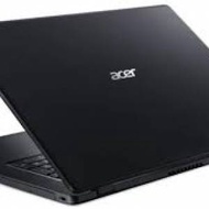 Acer Aspire 3 15.6" i5-7200U, 8GB, 256GB SSD (new battery)
