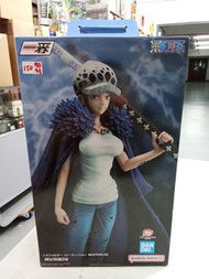 (葵興樂聲9樓門市現貨）開封品 海賊王 ONE PIECE 一番賞The Unbreakable Law E賞 托拉法爾加·羅（性轉ver.）MASTERLISE