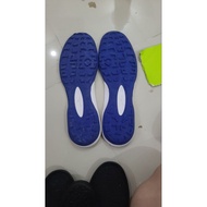 Mizuno padded soccer cleats