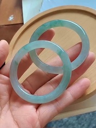 冰種 天然翡翠 緬甸 A玉 玉鐲 • 冰種飄花翡翠圓鐲