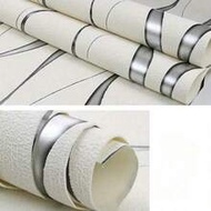 1 Roll Of Nordic Style 3D Striped Self-Adhesive Wallpaper 17.7inX39.3/118.1/196.8/393in White Color 