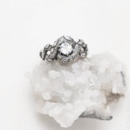 白色托帕石龍戒指