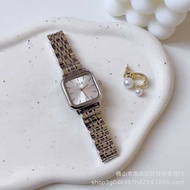 Cool IEKE Style Niche Square Watch For Women, Simple, Student Oriented, High-End, Light Luxury Temp