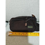 Small sized waist pouch EDC with hidden phone holster