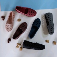 Q400 Women's Flat Shoes, PVC rubber material