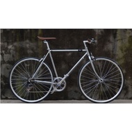 (SG stock) Kolor Aluminum Alloy vintage road
bike 28″ wheel size – Chrome Frame