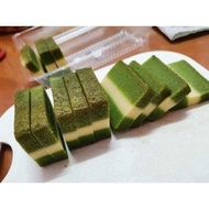 KEK LAPIS SARAWAK 