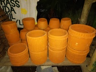 Ordinary ,Taracota, cement , Plastic pots