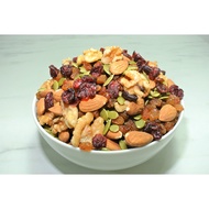 Natural Mix Nuts Healthy Trail Mix 5 (Almond, Walnut, Pumpkin Seed, Raisin, Cranberries)