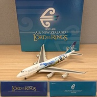 1:400 Boing B747-400 AIR NEW ZEALAND THE LOAD OF THE RINGS 新西蘭航空波音747-400魔戒飛機模型