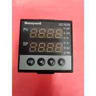 <0>New Temperature Controller DC1010CT- 101000 DC1010CT- 201000 DC1010CT- 301000 -E
